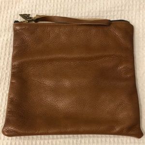 Vaalbara Clutch 💕✨